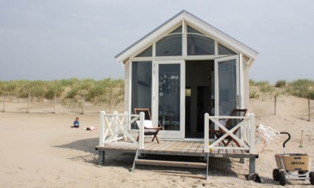 Haagse strandhuisjes: slapen aan zee